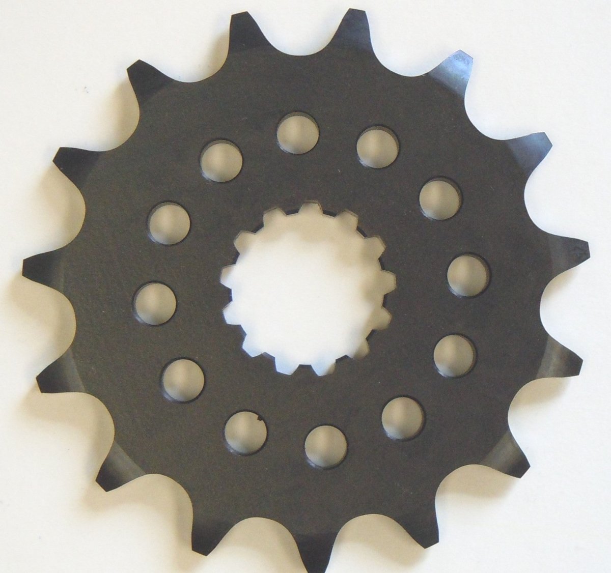 32516 - Sunstar Sprockets and Chains - 325 520 Countershaft Sprocket